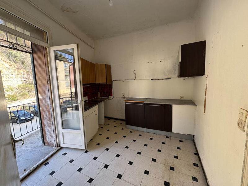 Immeuble - 6 pièces