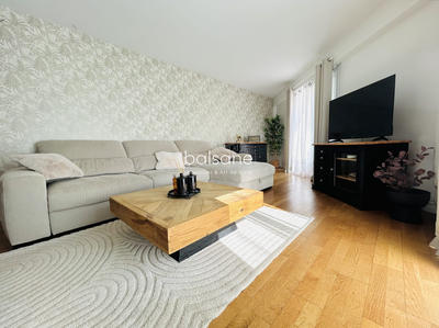 Appartement - 85 m² - 4 pièces