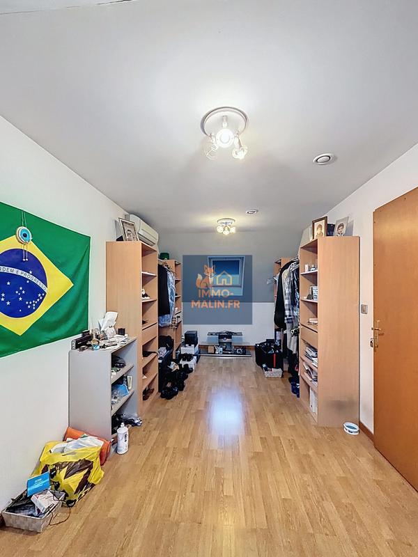 Maison - 125 m² - 7 pièces