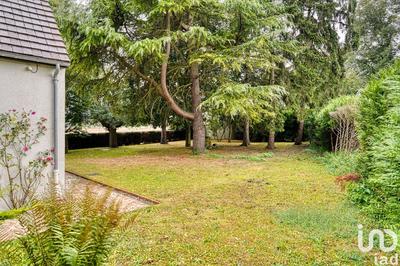 Maison - 213 m² - 9 pièces