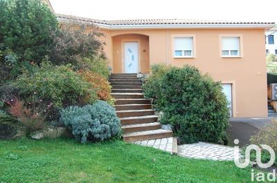 Maison - 148 m² - 5 pièces