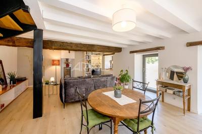 Maison - 137 m² - 8 pièces