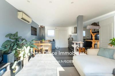 Maison - 74 m² - 3 pièces