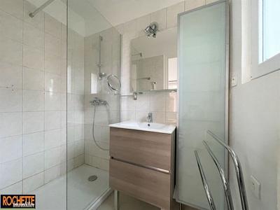 Maison traditionnelle - 148 m² - 8 pièces