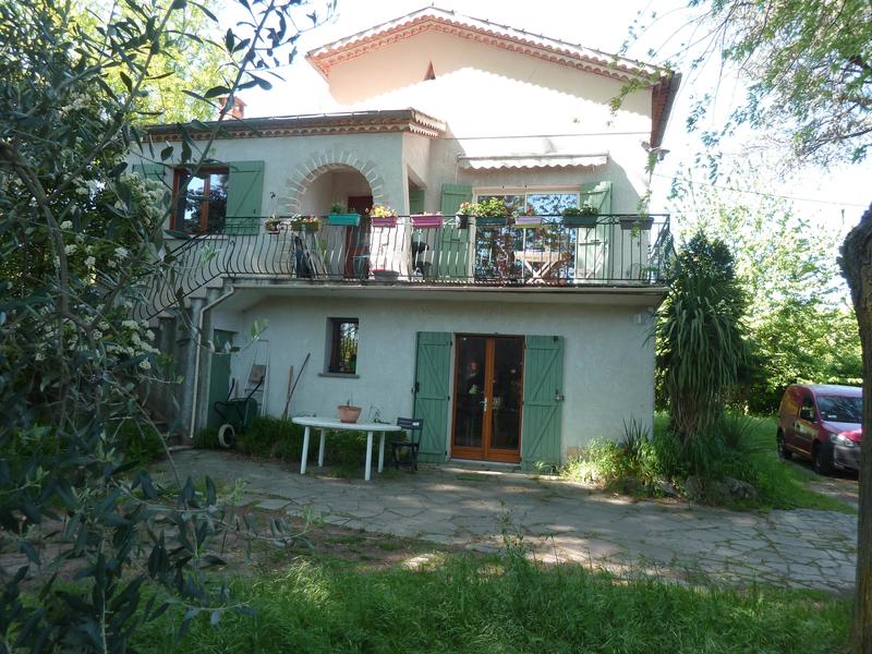 Maison - 136 m² - 7 pièces