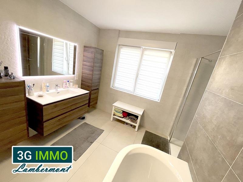 Maison - 160 m² - 8 pièces