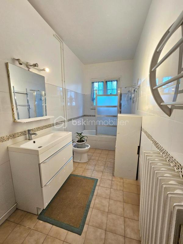 Pavillon - 130 m² - 5 pièces