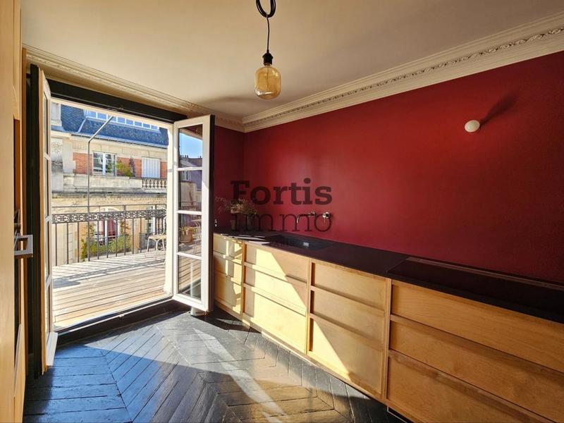 Appartement - 95 m² - 4 pièces