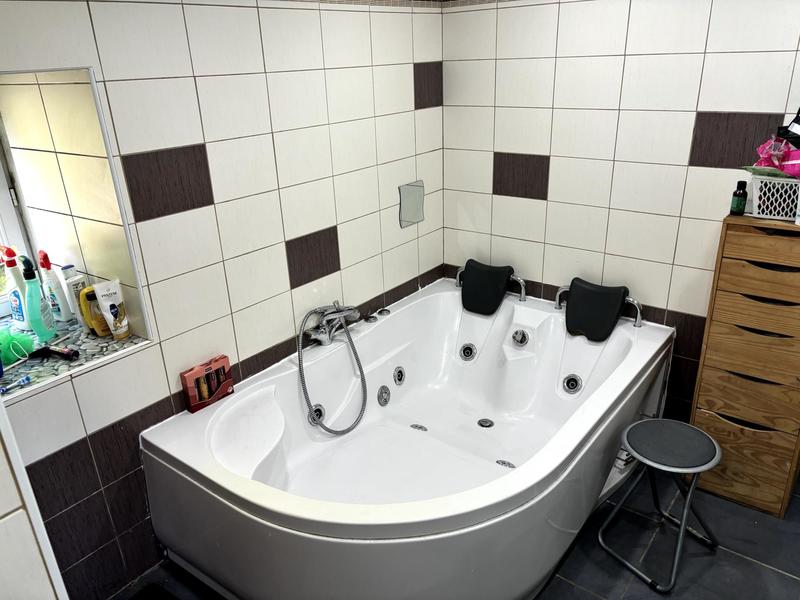 Maison - 144 m² - 6 pièces