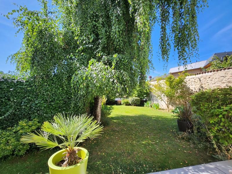 Maison - 218 m² - 9 pièces