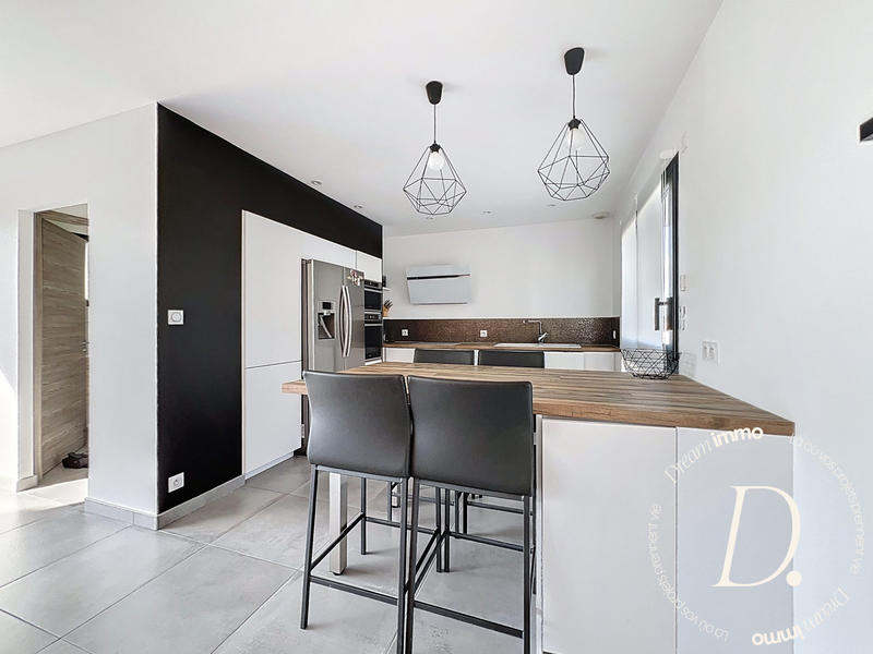 Maison - 116 m² - 5 pièces