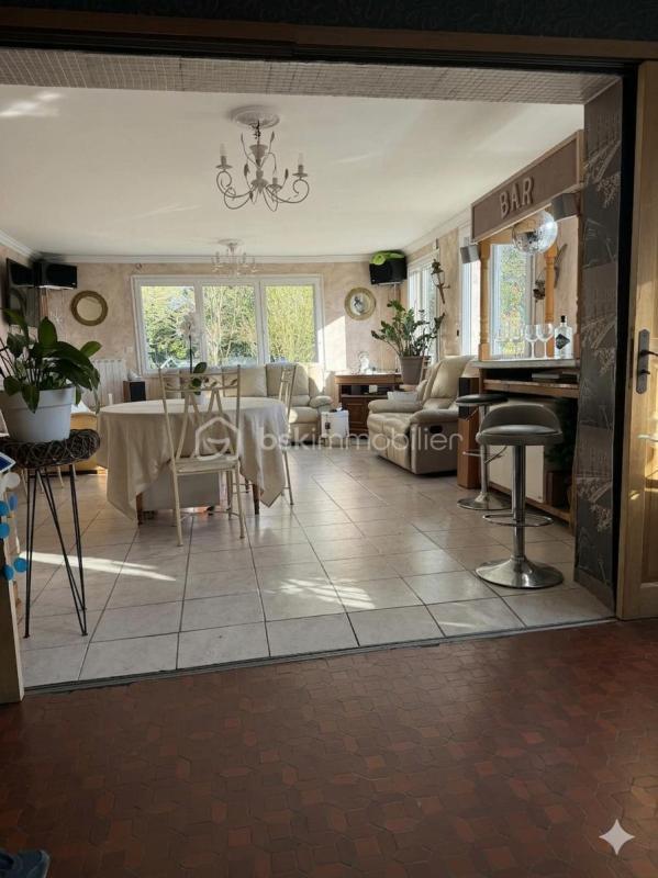 Maison traditionnelle - 110 m² - 6 pièces