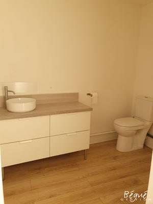 Local commercial - 42 m² - 3 pièces