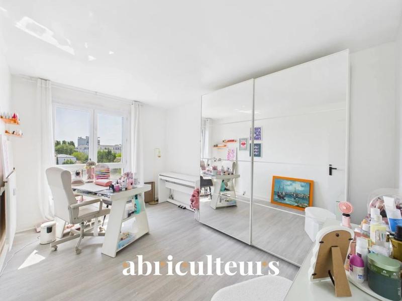 Appartement ancien - 80 m² - 3 pièces