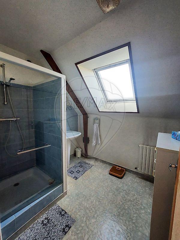 Maison - 112 m² - 5 pièces