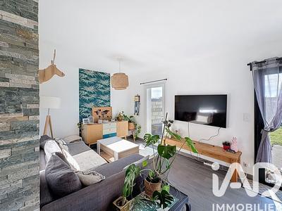 Maison - 96 m² - 4 pièces