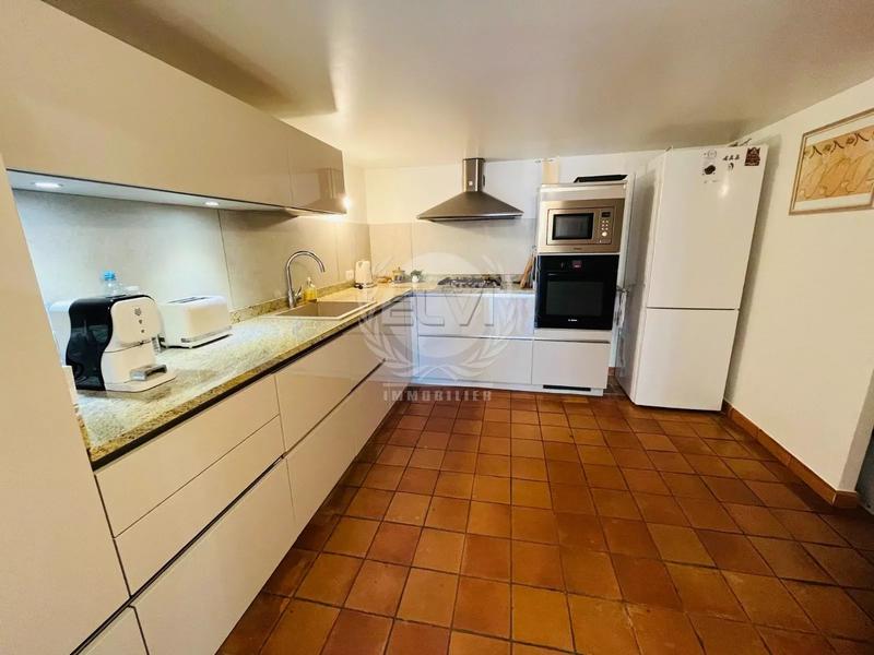 Maison - 143 m² - 4 pièces