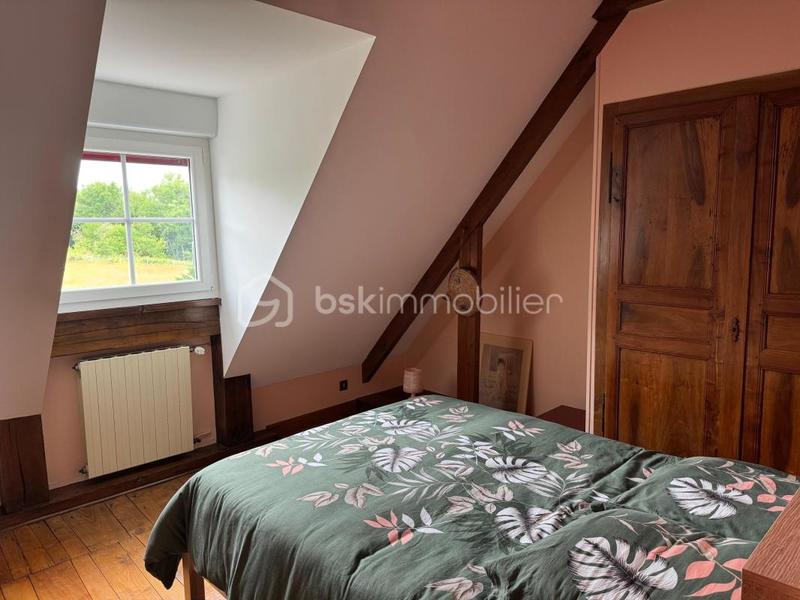 Maison traditionnelle - 159 m² - 6 pièces