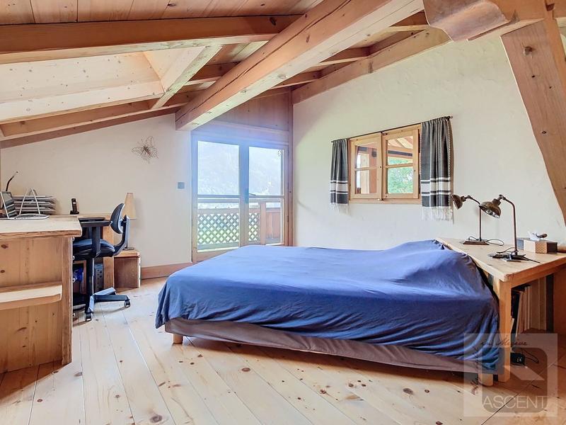 Châlet - 252 m² - 7 pièces