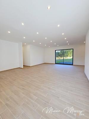 Maison - 105 m² - 4 pièces