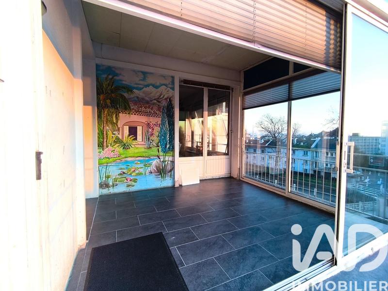 Appartement - 207 m² - 7 pièces