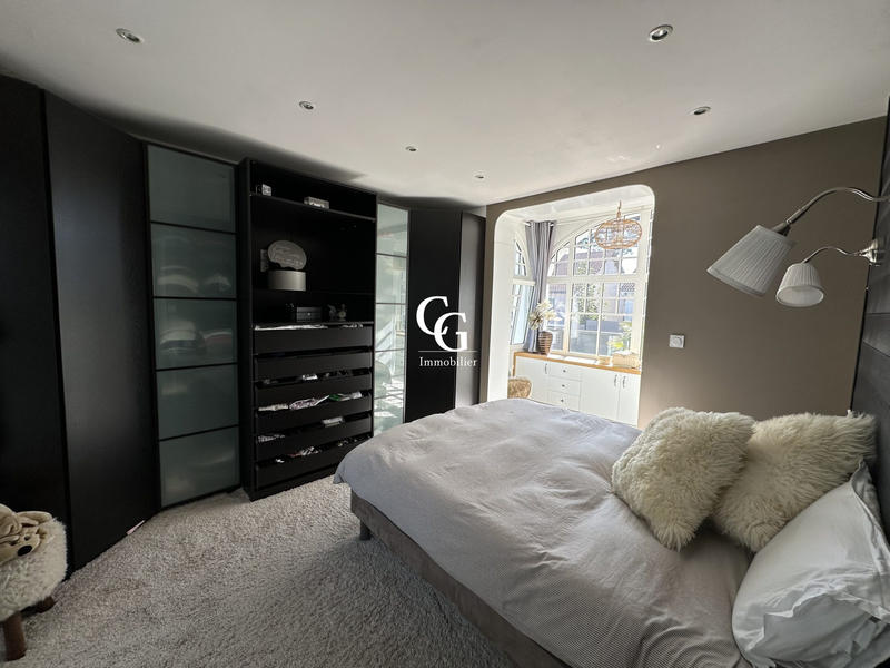 Maison contemporaine - 137 m² - 6 pièces