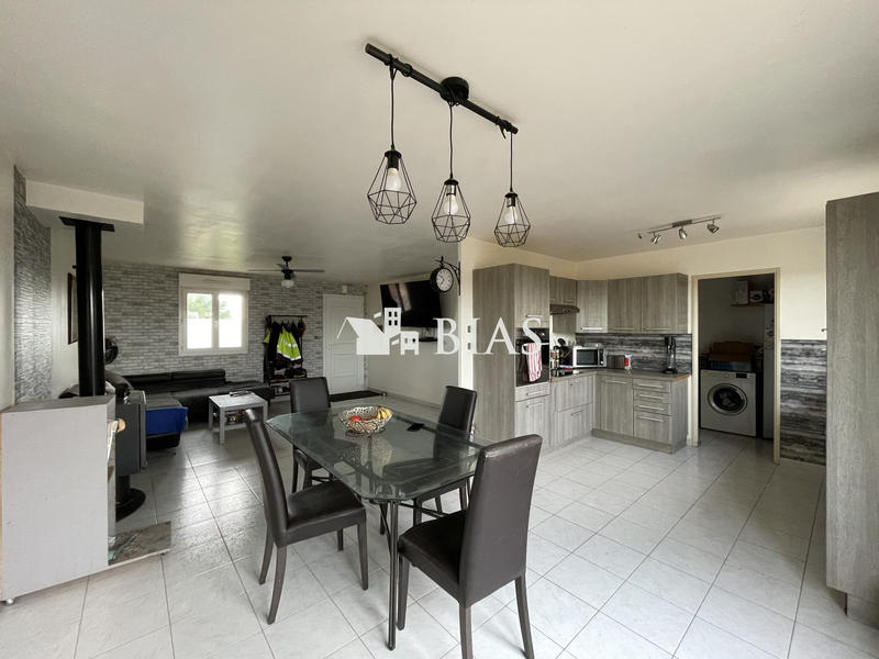 Maison - 86 m² - 4 pièces