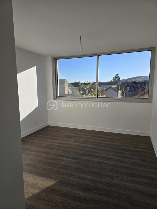 Immeuble - 270 m² - 10 pièces