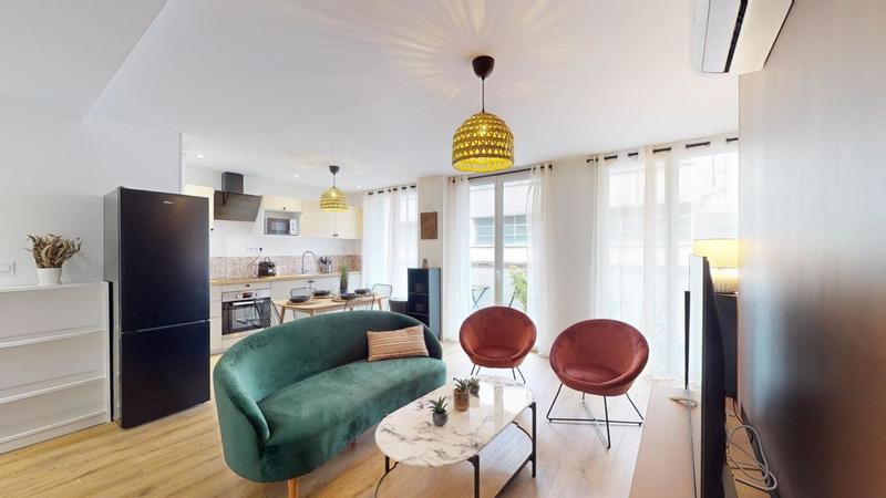 Appartement - 76 m² - 5 pièces