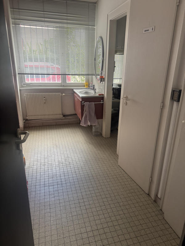 Local commercial - 238 m²