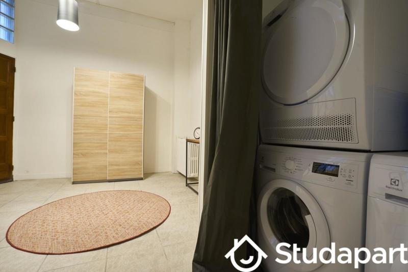 Chambre - 11 m² - 1 pièce