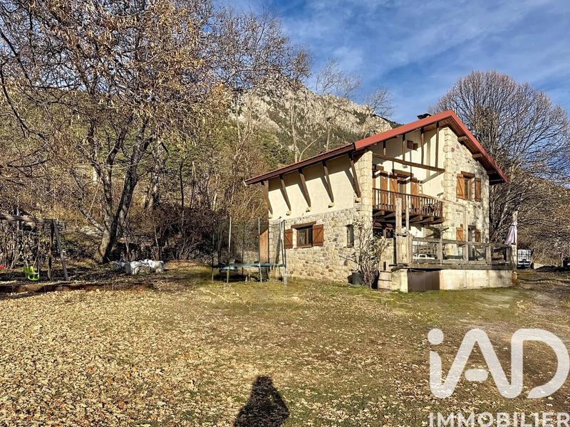 Châlet - 105 m² - 5 pièces