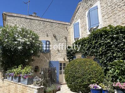 Maison - 104 m² - 5 pièces