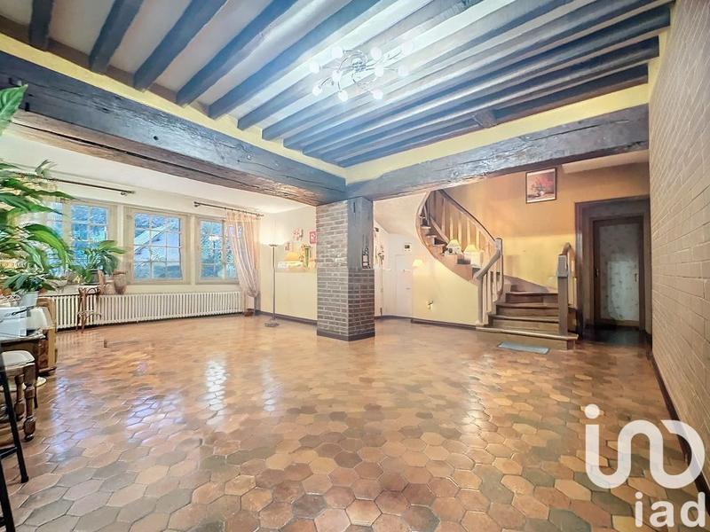 Maison - 209 m² - 10 pièces