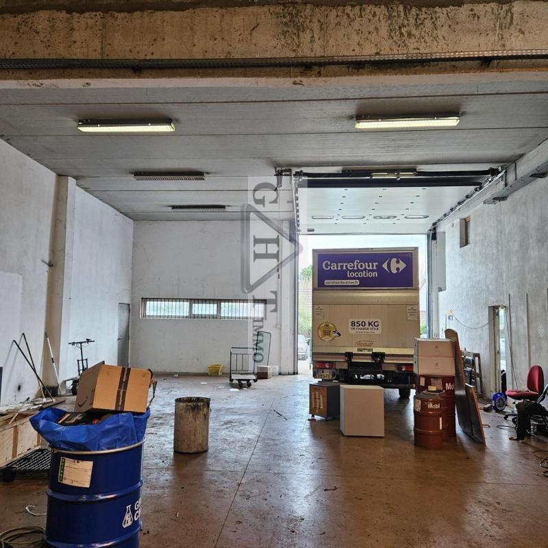 Entrepôt - 474 m²