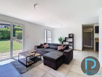 Maison - 85 m² - 4 pièces