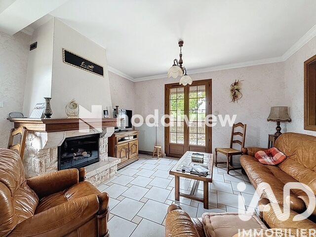 Maison - 181 m² - 9 pièces