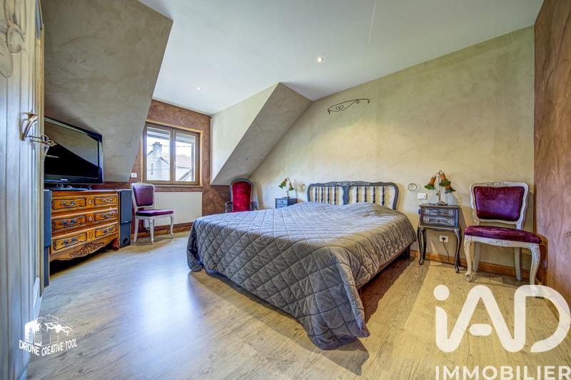 Maison - 186 m² - 7 pièces