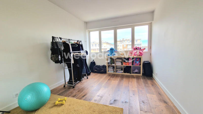 Appartement - 136 m² - 7 pièces