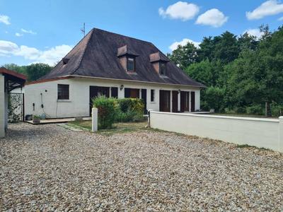 Maison - 174 m² - 8 pièces