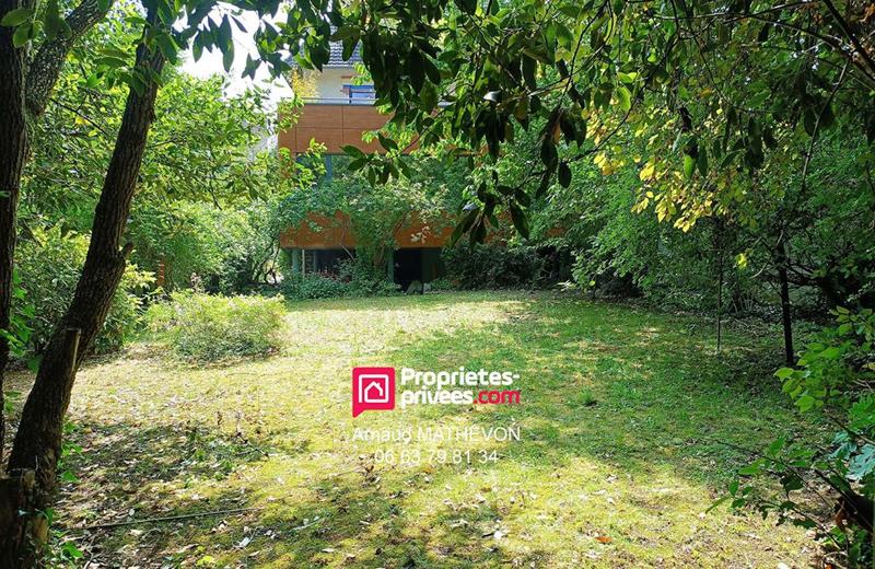 Maison - 191 m² - 9 pièces