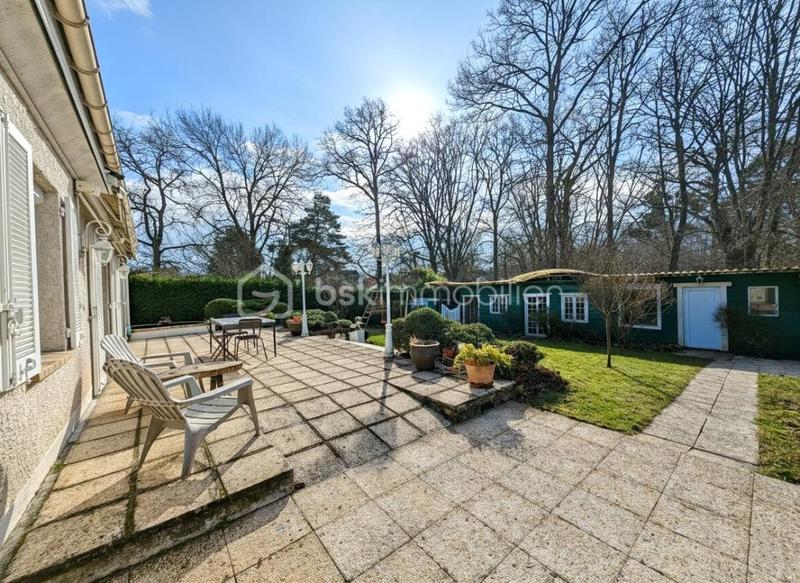 Maison traditionnelle - 150 m² - 7 pièces