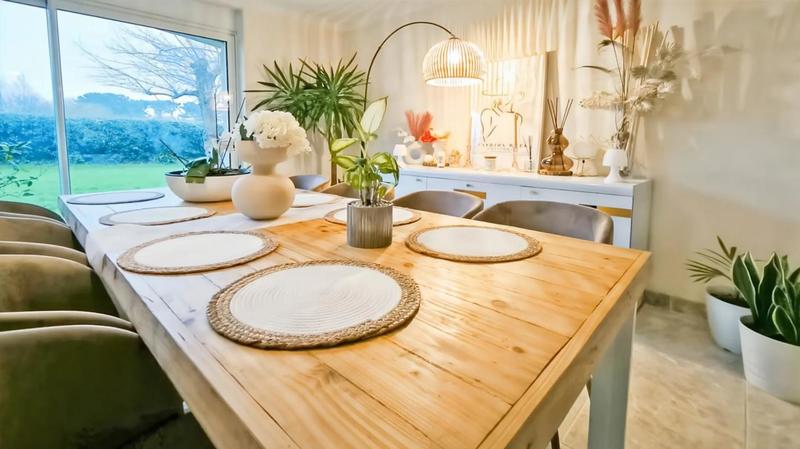 Maison en pierre - 193 m² - 7 pièces