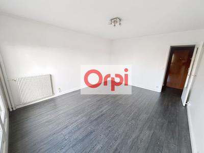 Studio - 27 m² - 1 pièce