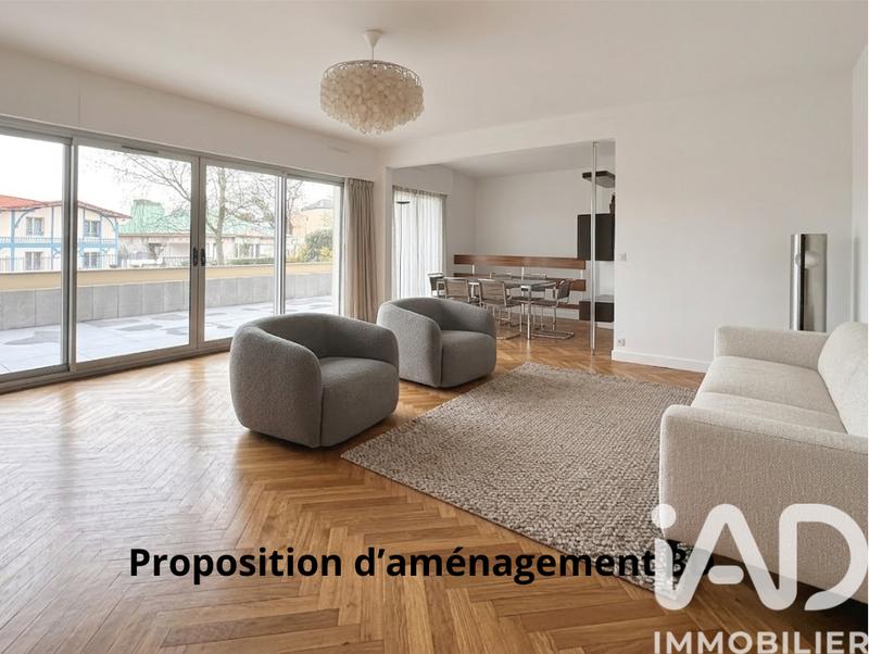 Appartement - 141 m² - 6 pièces