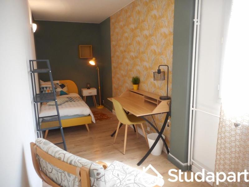 Chambre - 10 m² - 1 pièce