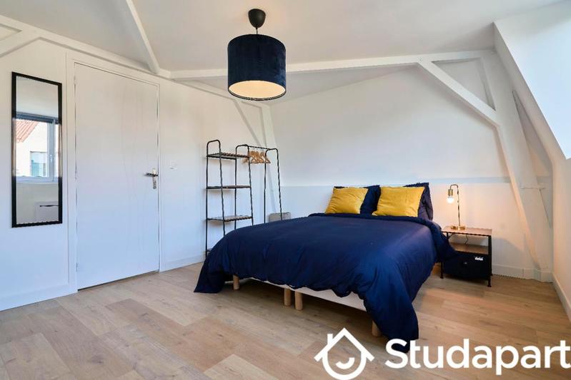 Chambre - 10 m² - 1 pièce