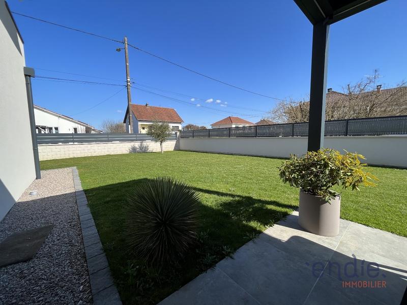 Maison - 105 m² - 5 pièces