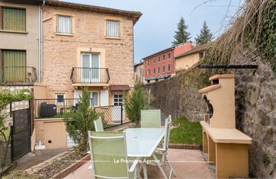 Maison - 104 m² - 4 pièces