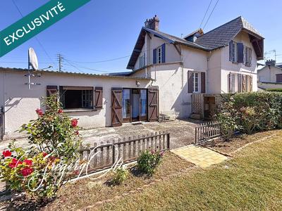 Maison - 82 m² - 5 pièces